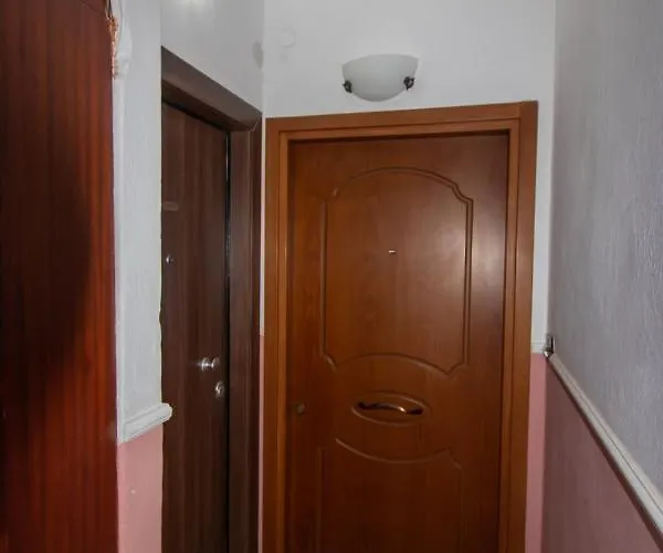 Stefania Apartment *