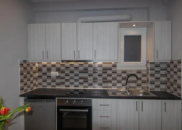 Stefania Apartment *